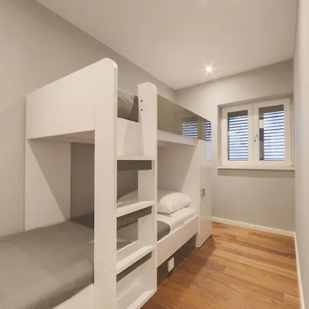 Kula View Apartment *