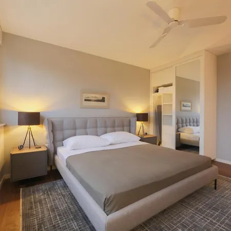 Apartman Kula View *