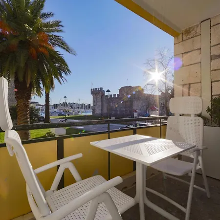 Apartman Kula View *