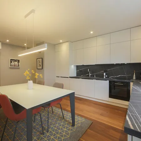 Kula View Apartment