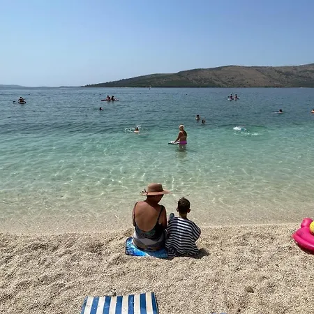 Kula View 트로기르